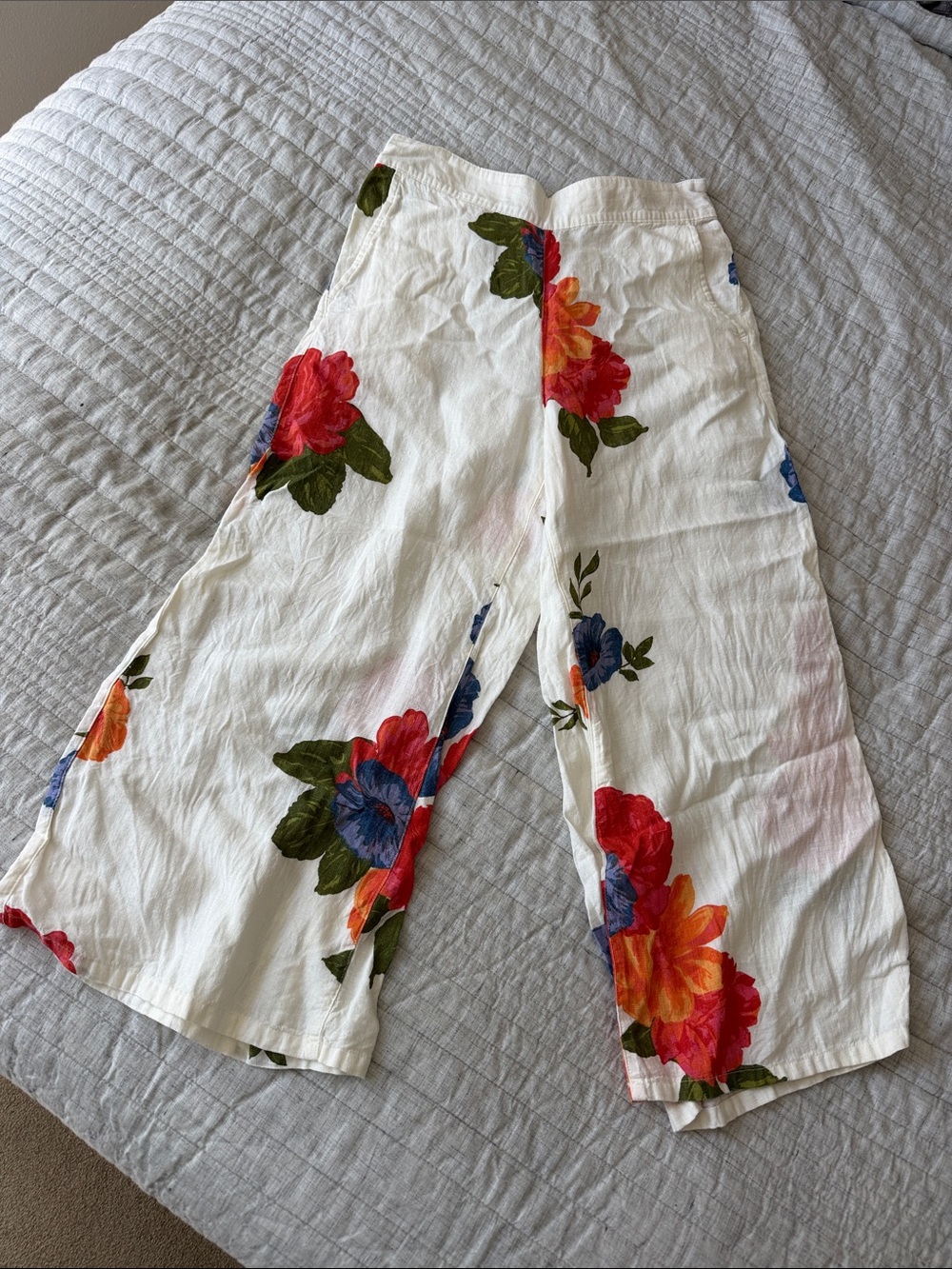 Joie White Wide-Leg Floral Linen Pants